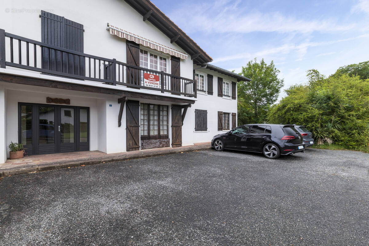 Appartement à URRUGNE