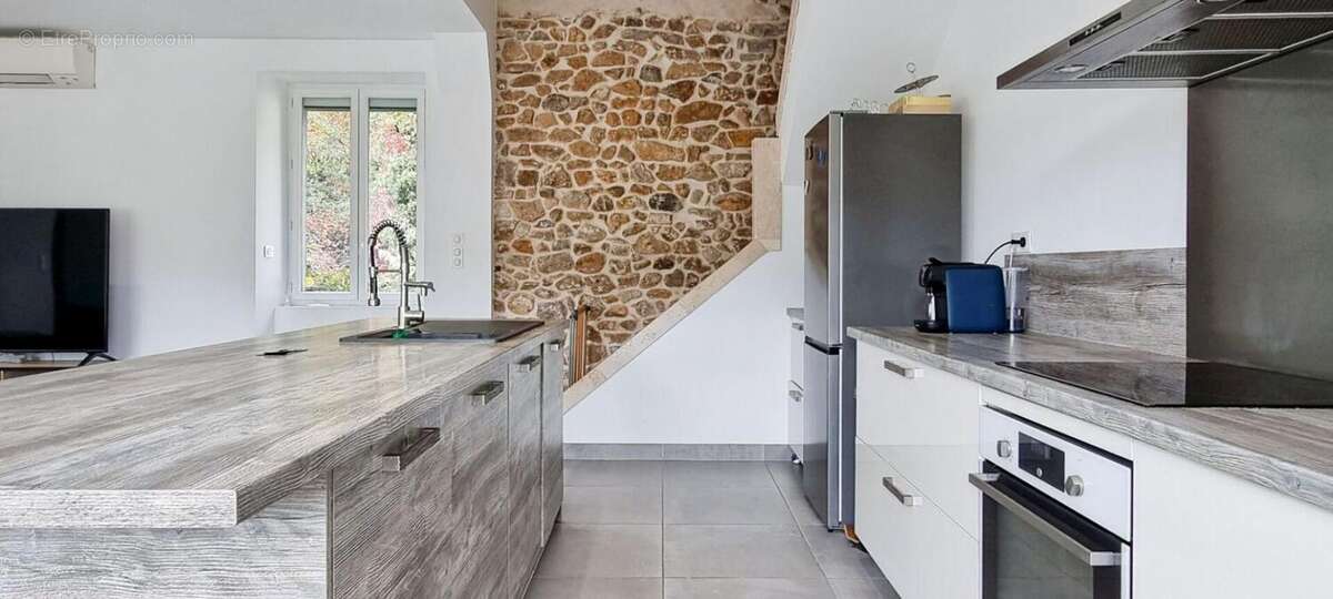 Maison à CENDRAS