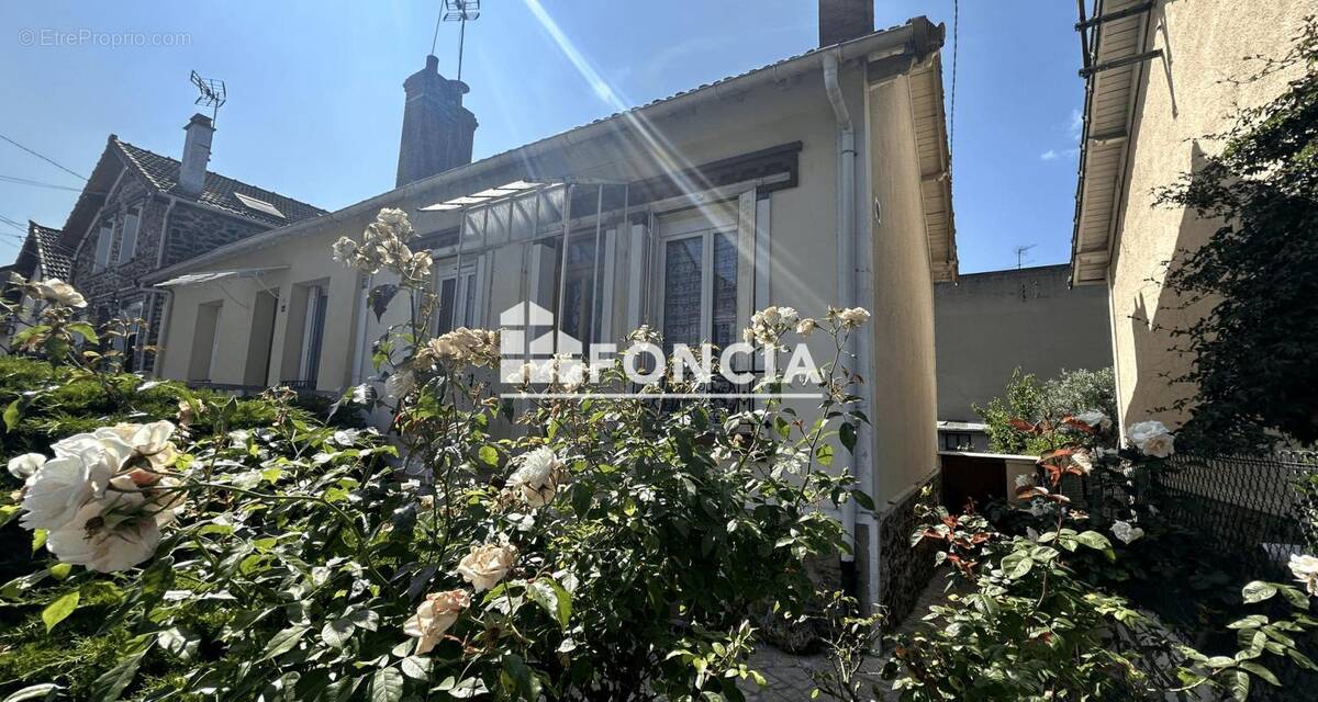 Maison à VILLENEUVE-SAINT-GEORGES
