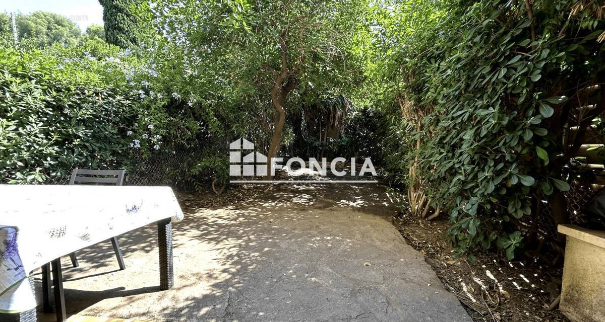 Appartement à BORMES-LES-MIMOSAS