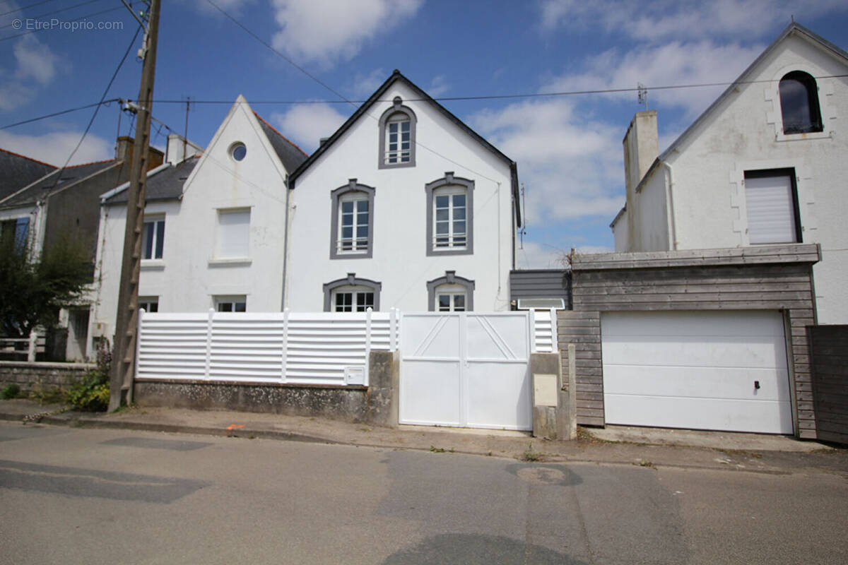 Maison à GUILVINEC