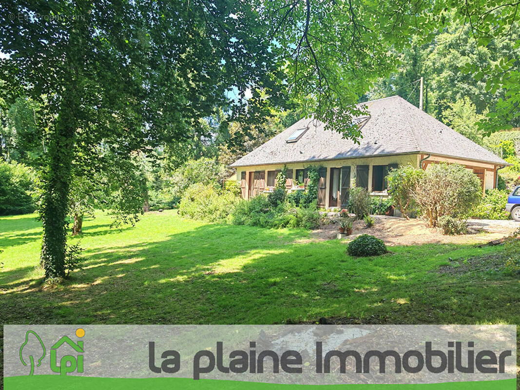 Maison à THURY-HARCOURT