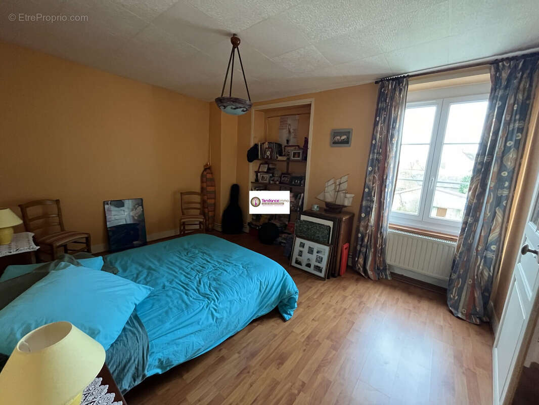 Maison à MORTAGNE-AU-PERCHE