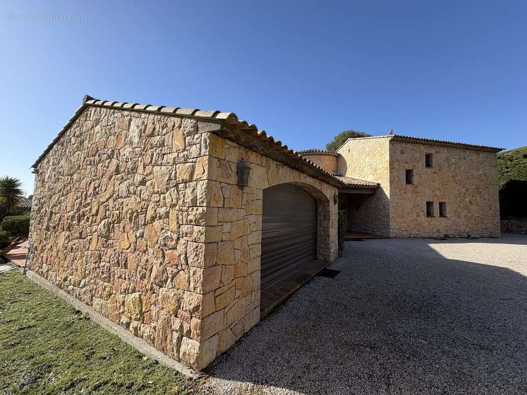 Maison à ANTIBES