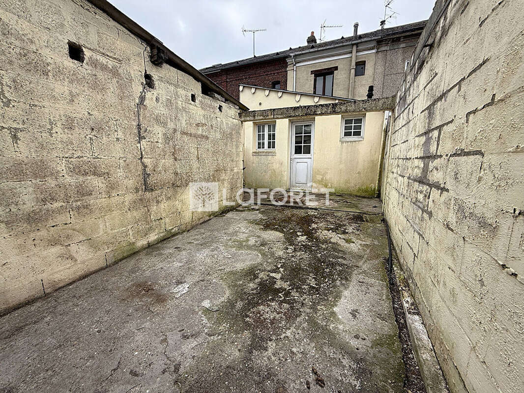 Maison à SAINT-ETIENNE-DU-ROUVRAY
