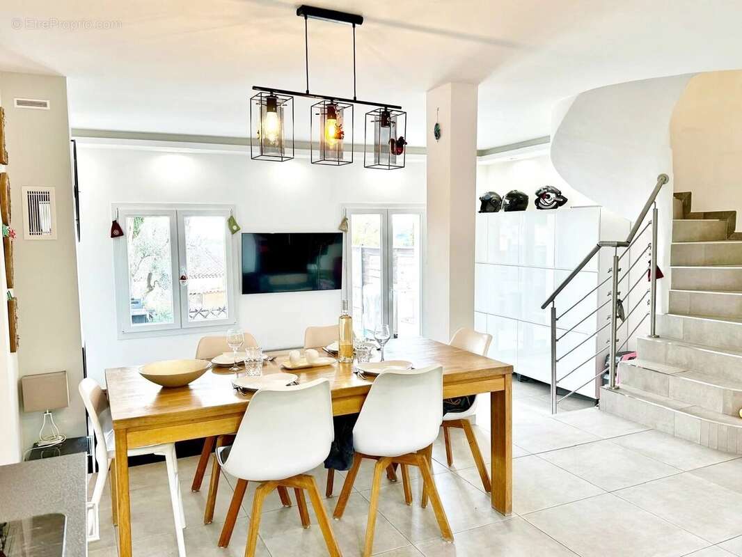 Maison à MOUGINS