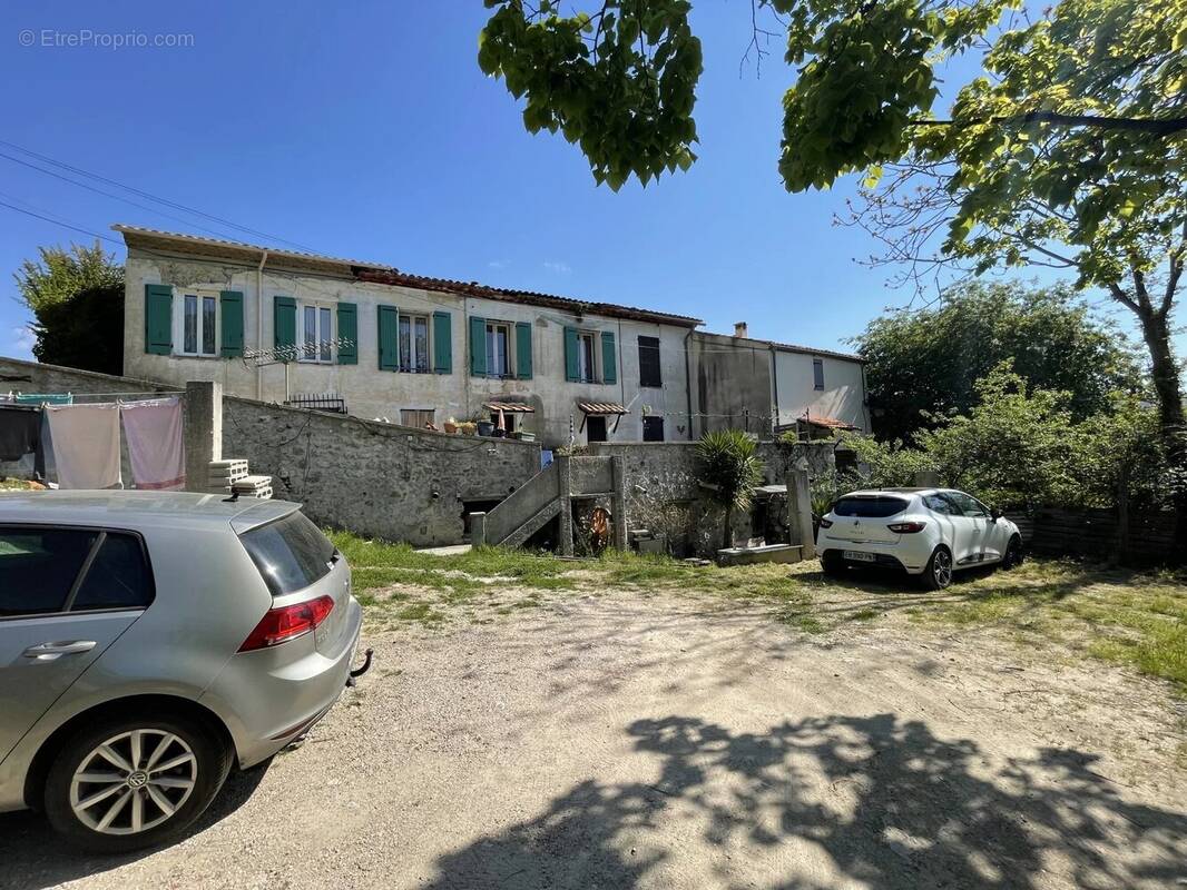 Appartement à BENDEJUN