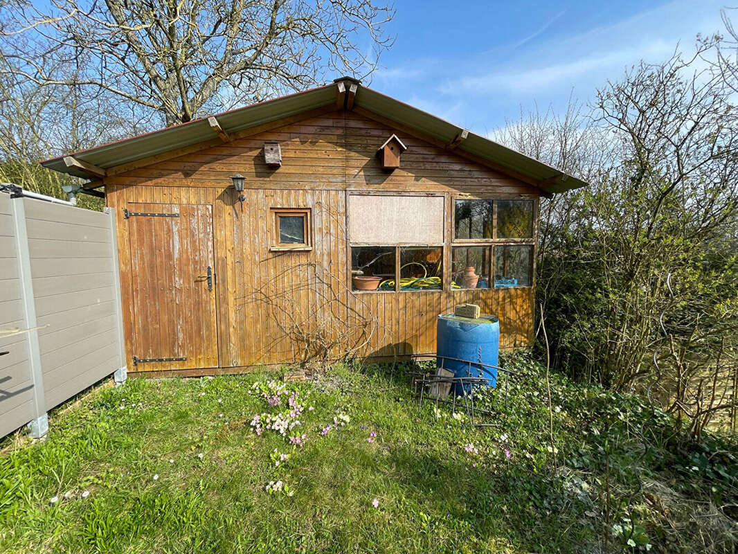 Maison à CHALOU-MOULINEUX