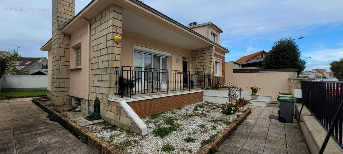Maison à CHEVILLY-LARUE