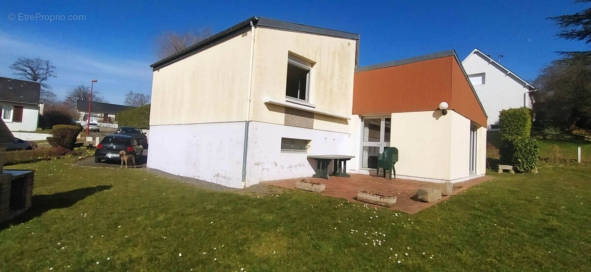 Maison à LONGUEVILLE-SUR-SCIE
