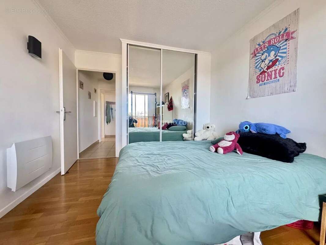 Appartement à SAINT-LAURENT-DU-VAR