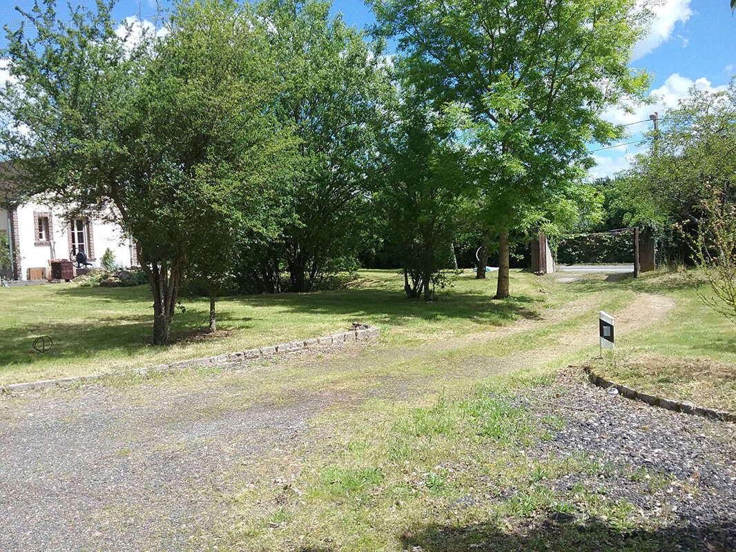 Maison à LA LOUPE