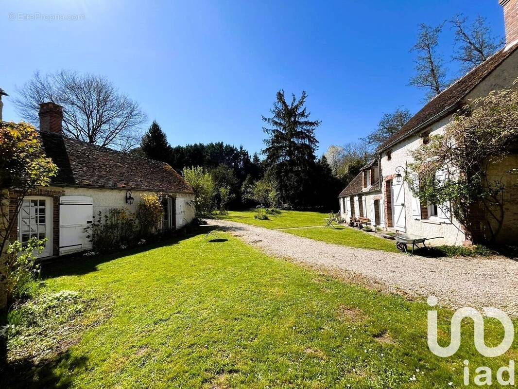 Photo 1 - Maison à FERRIERES-EN-GATINAIS