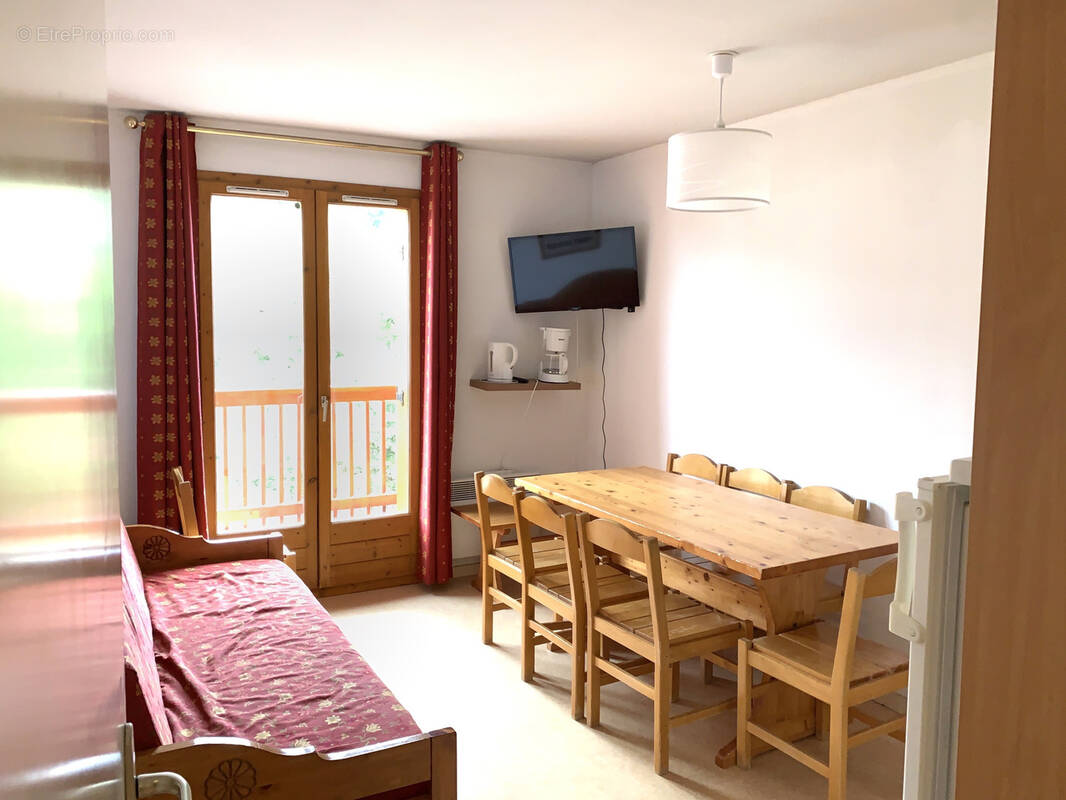Appartement à ALBIEZ-MONTROND