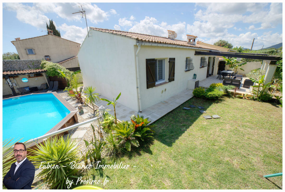 Maison à LE MUY