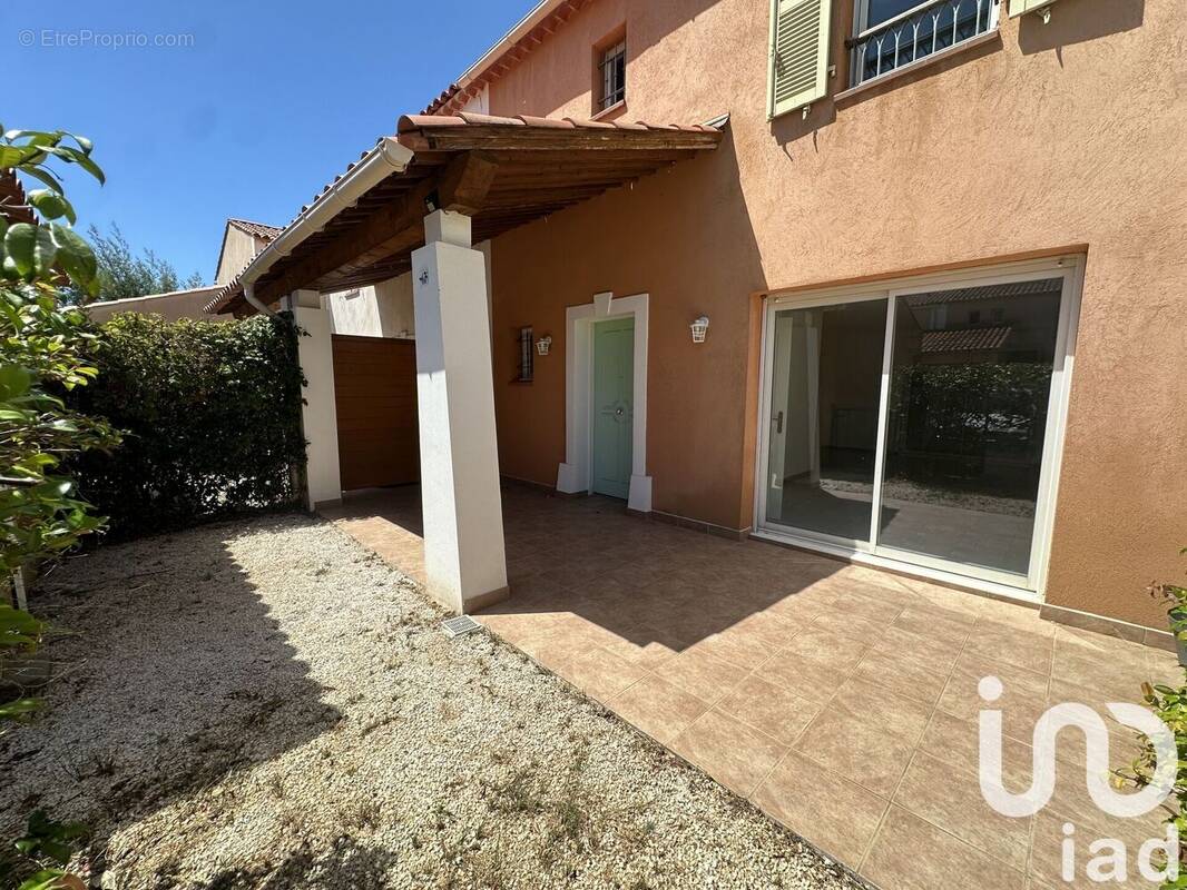 Photo 1 - Maison à ROQUEBRUNE-SUR-ARGENS