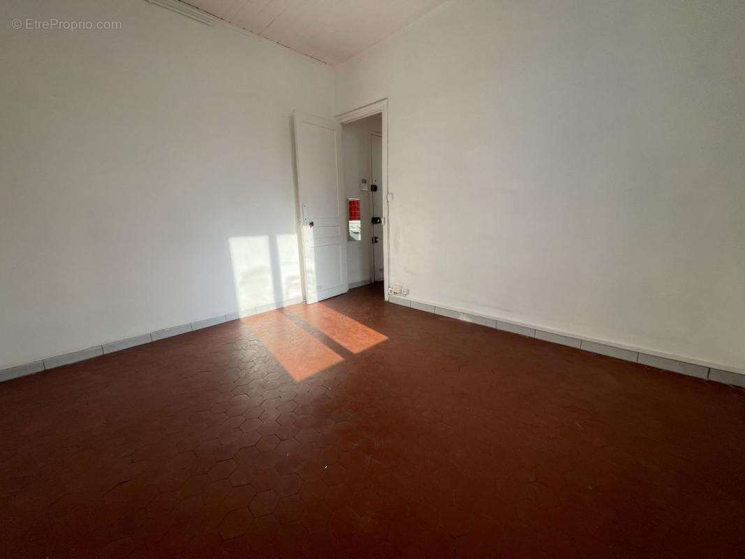 Appartement à MARSEILLE-10E