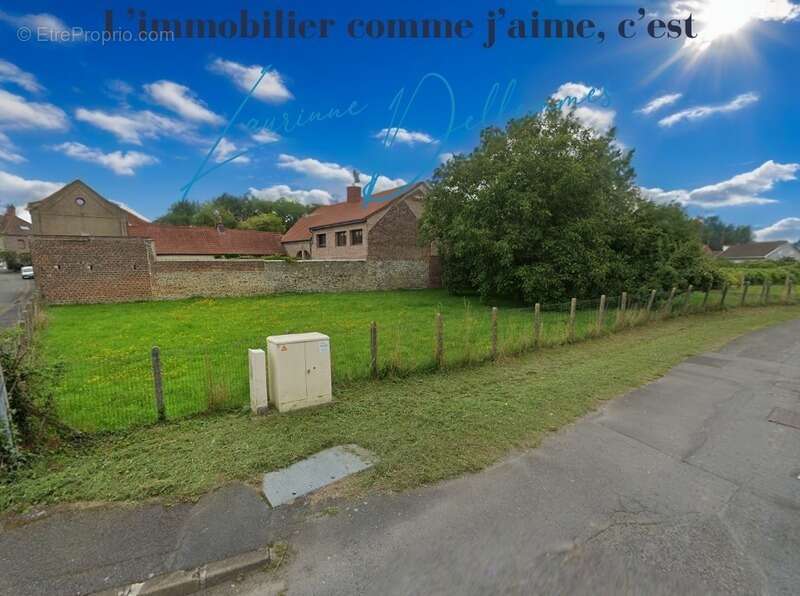 Terrain à NIVELLE