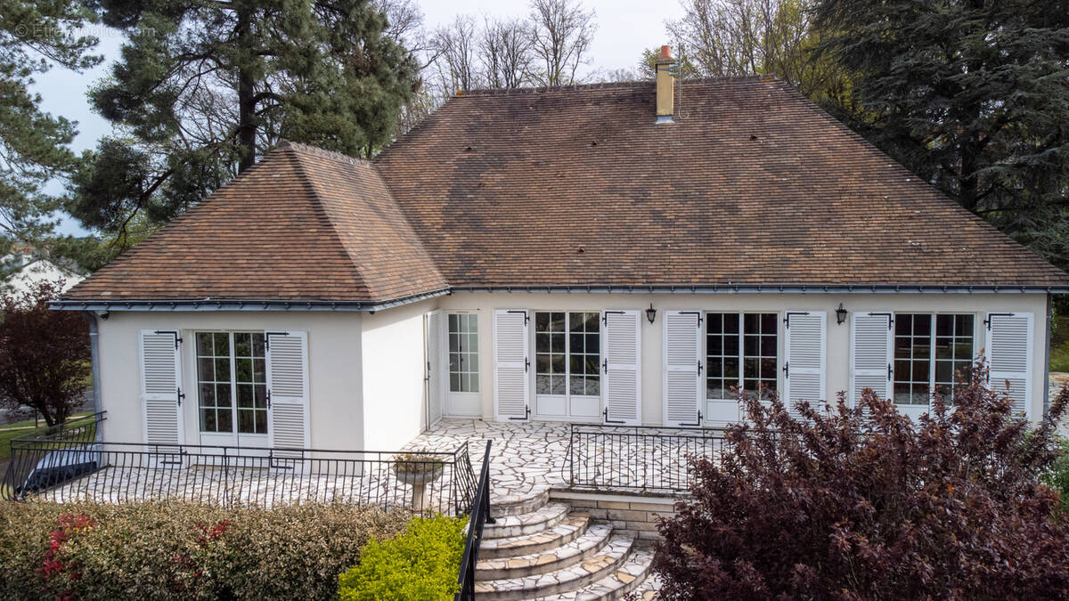 Maison à MONTS