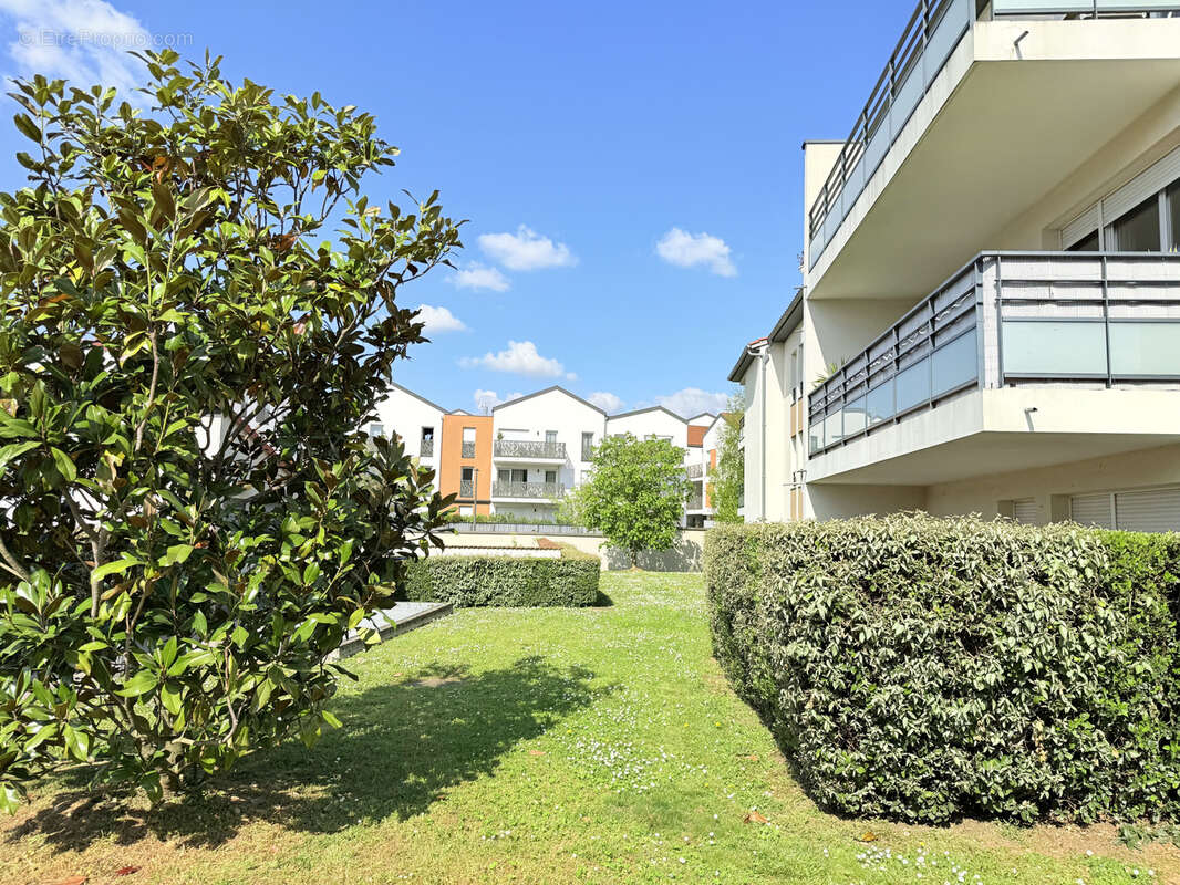 Appartement à SAINT-LAURENT-DE-MURE