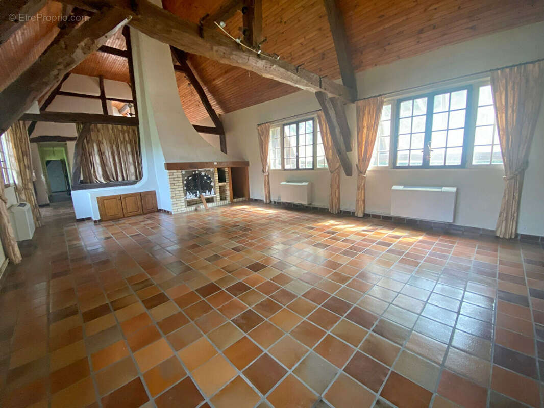 Maison à FRANQUEVILLE-SAINT-PIERRE