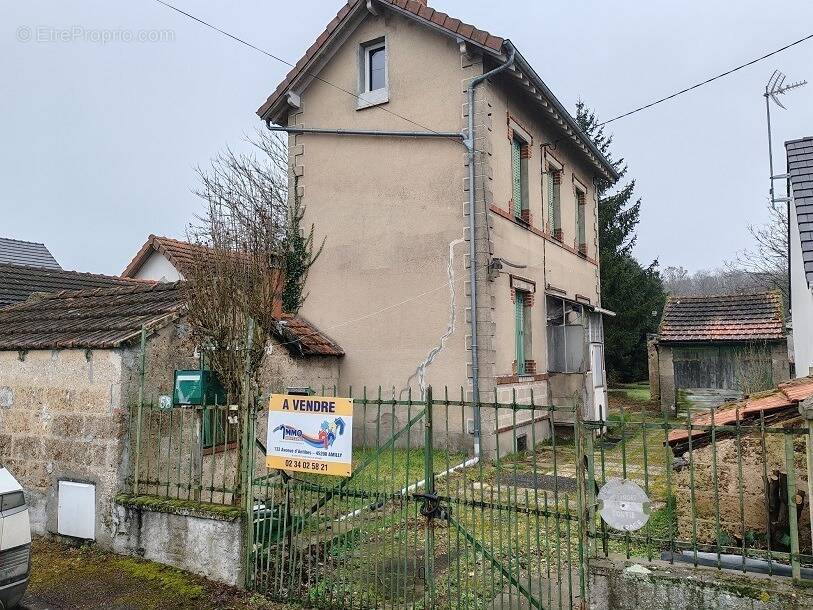 Maison à CHALETTE-SUR-LOING