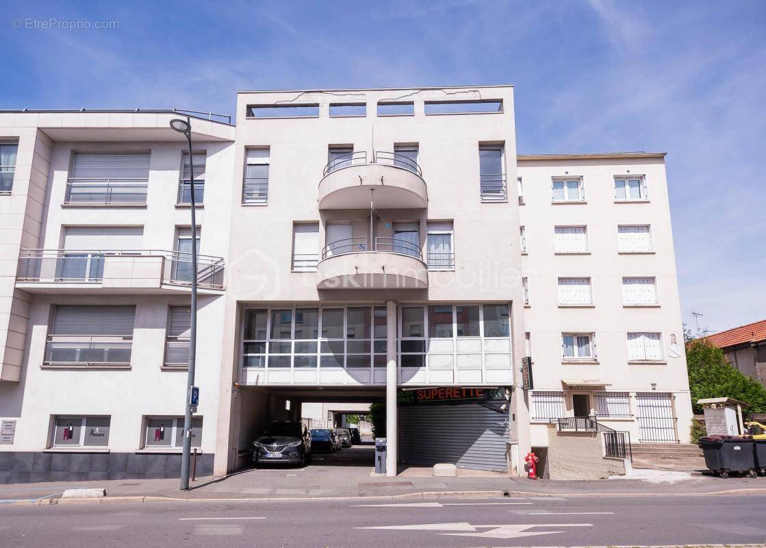 Appartement à SAVIGNY-SUR-ORGE