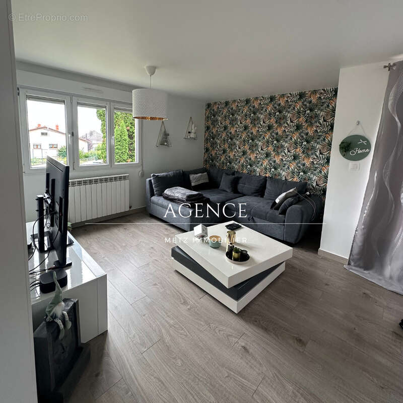 Appartement à FAMECK
