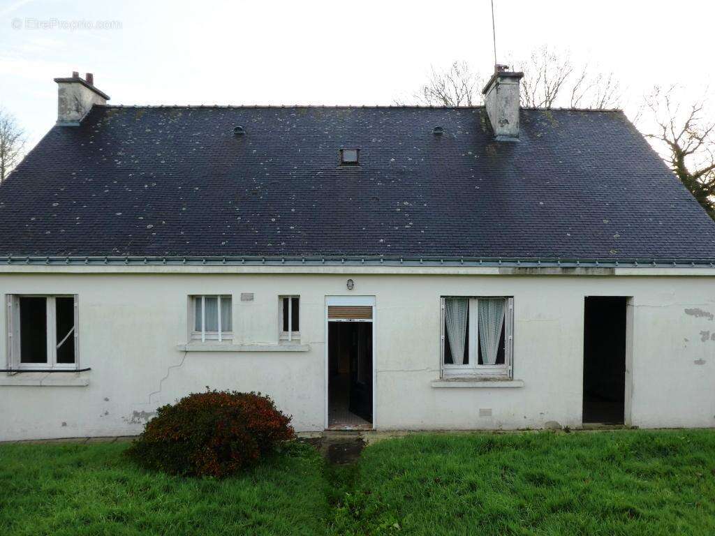 Maison à LOCMALO