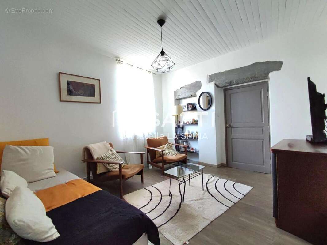 Photo 5 - Maison à LA CAPELLE-ET-MASMOLENE