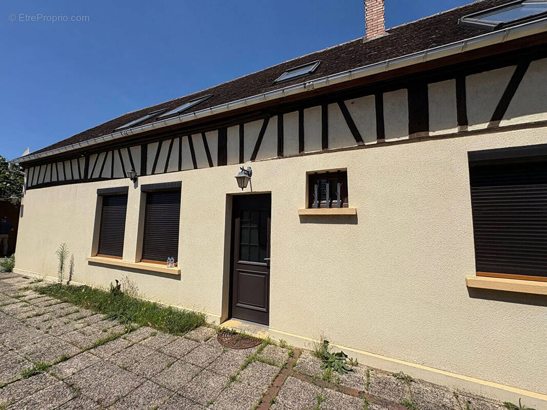 Maison à SAINT-CREPIN-IBOUVILLERS