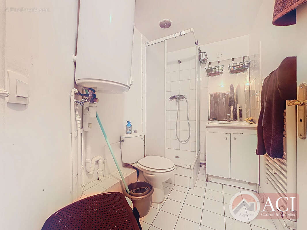 Appartement à VILLETANEUSE