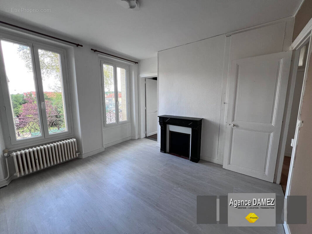 Appartement à DOURDAN