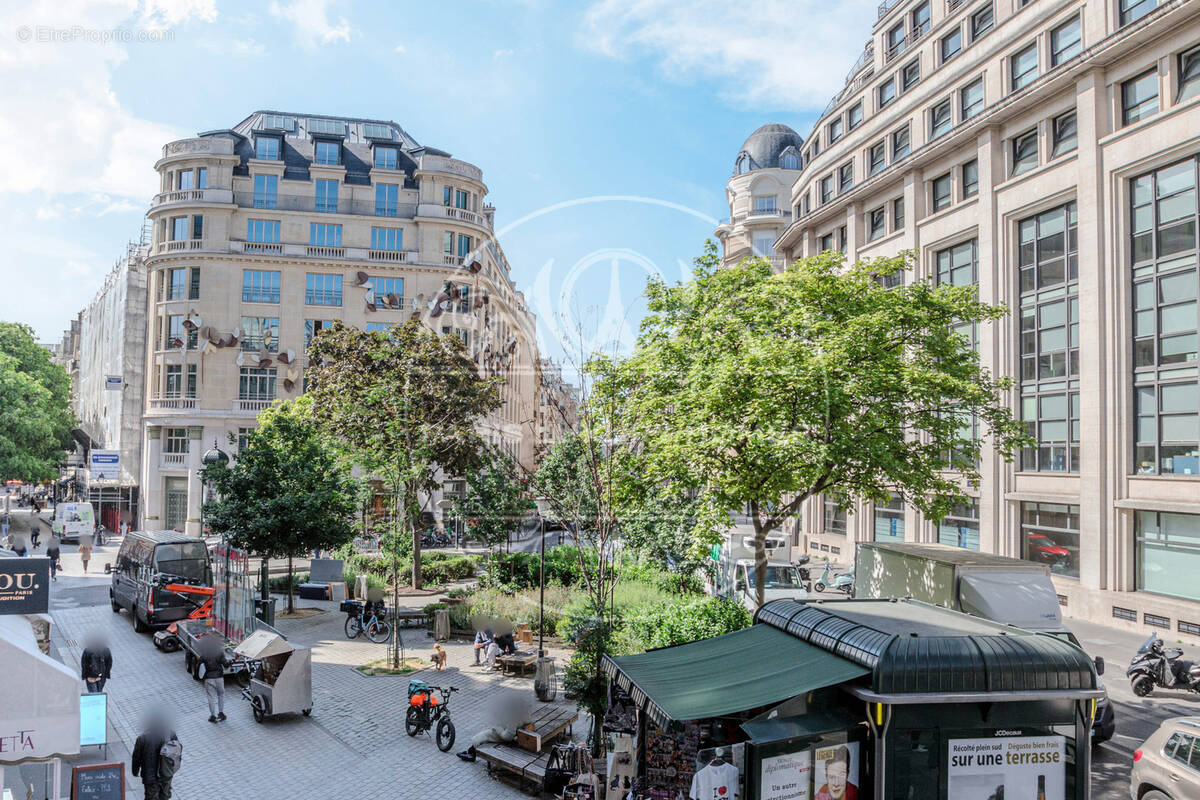 Maison à PARIS-2E
