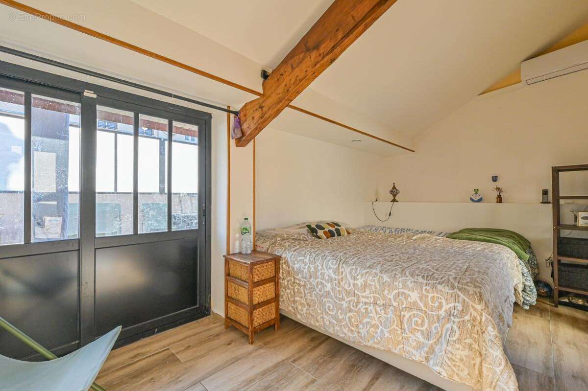Appartement à PARIS-19E