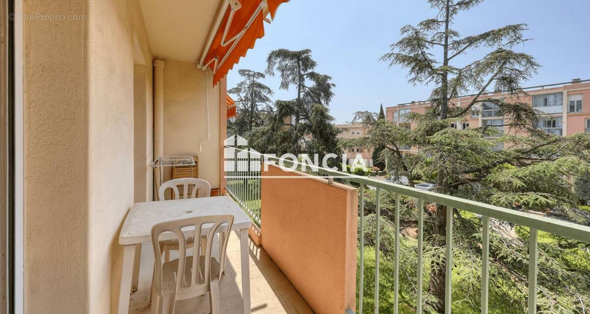 Appartement à SANARY-SUR-MER