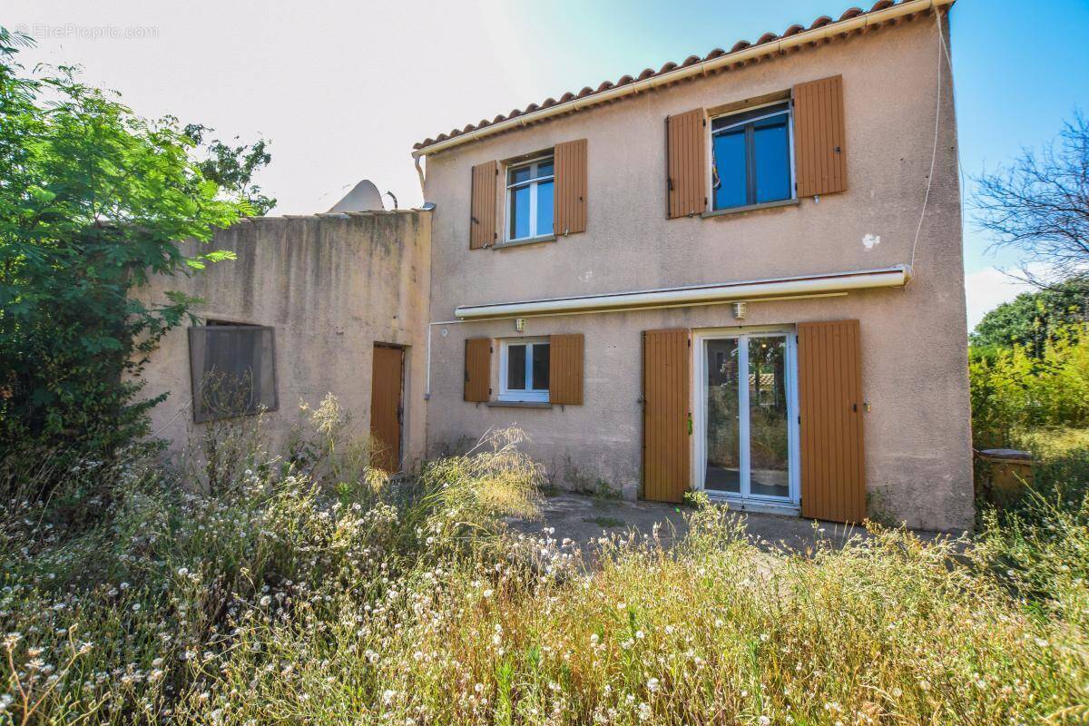 Maison à ROCHEFORT-DU-GARD