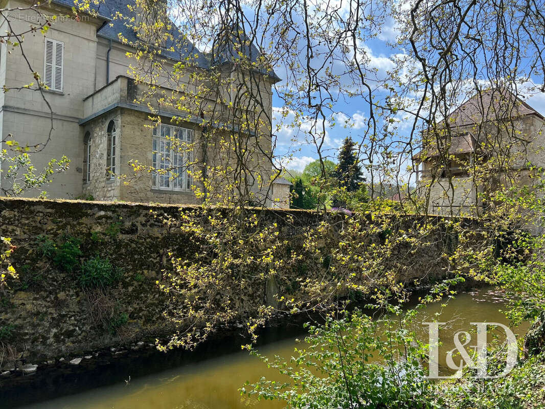 Autre à VILLERS-COTTERETS