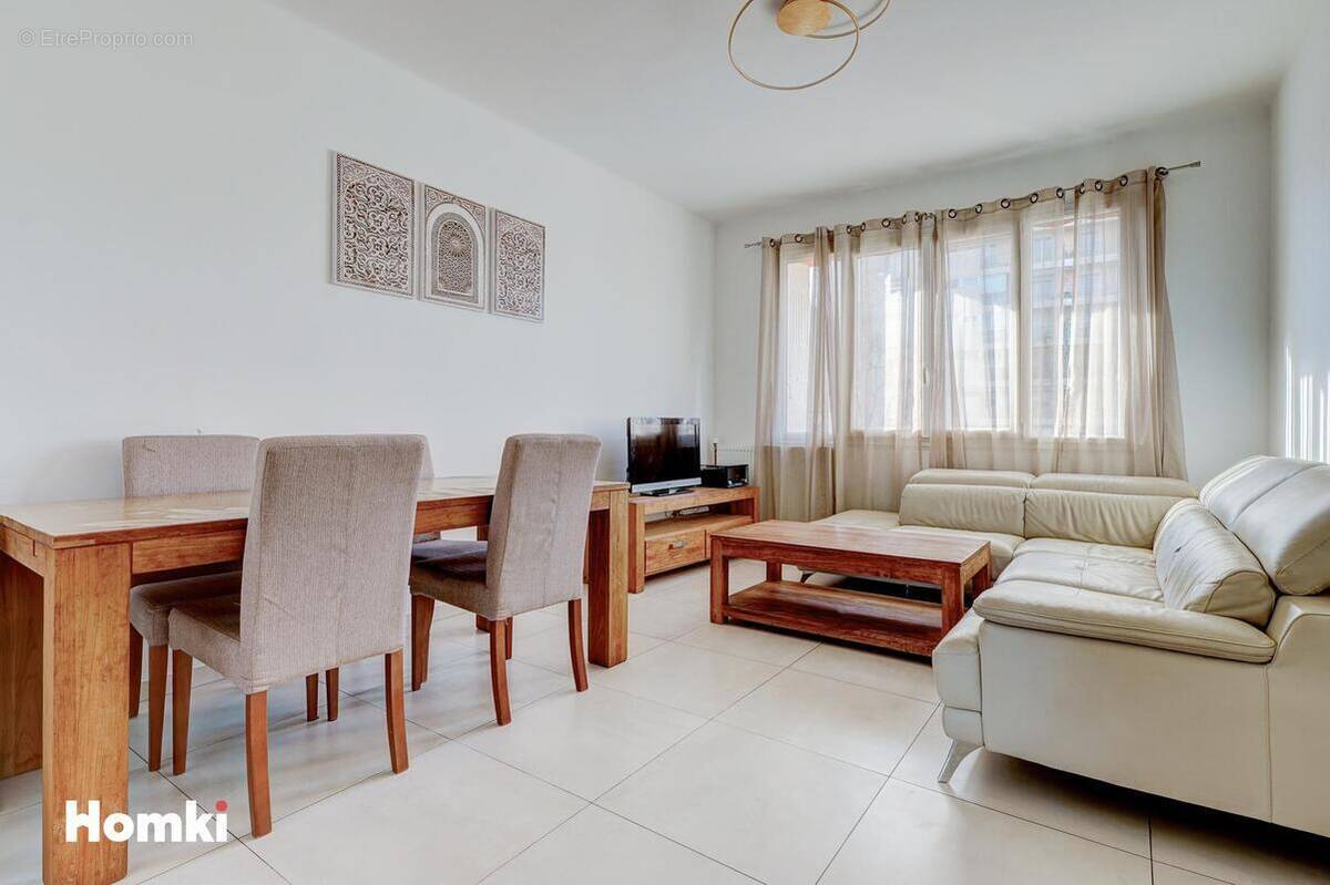 Appartement à MARSEILLE-8E
