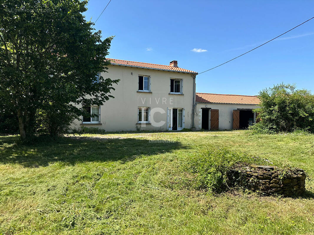 Maison à PONT-SAINT-MARTIN