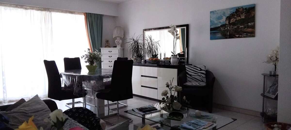 Appartement à MENTON