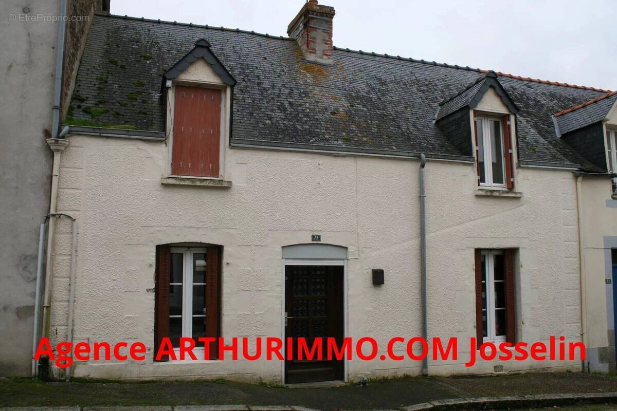 Maison à LES FORGES