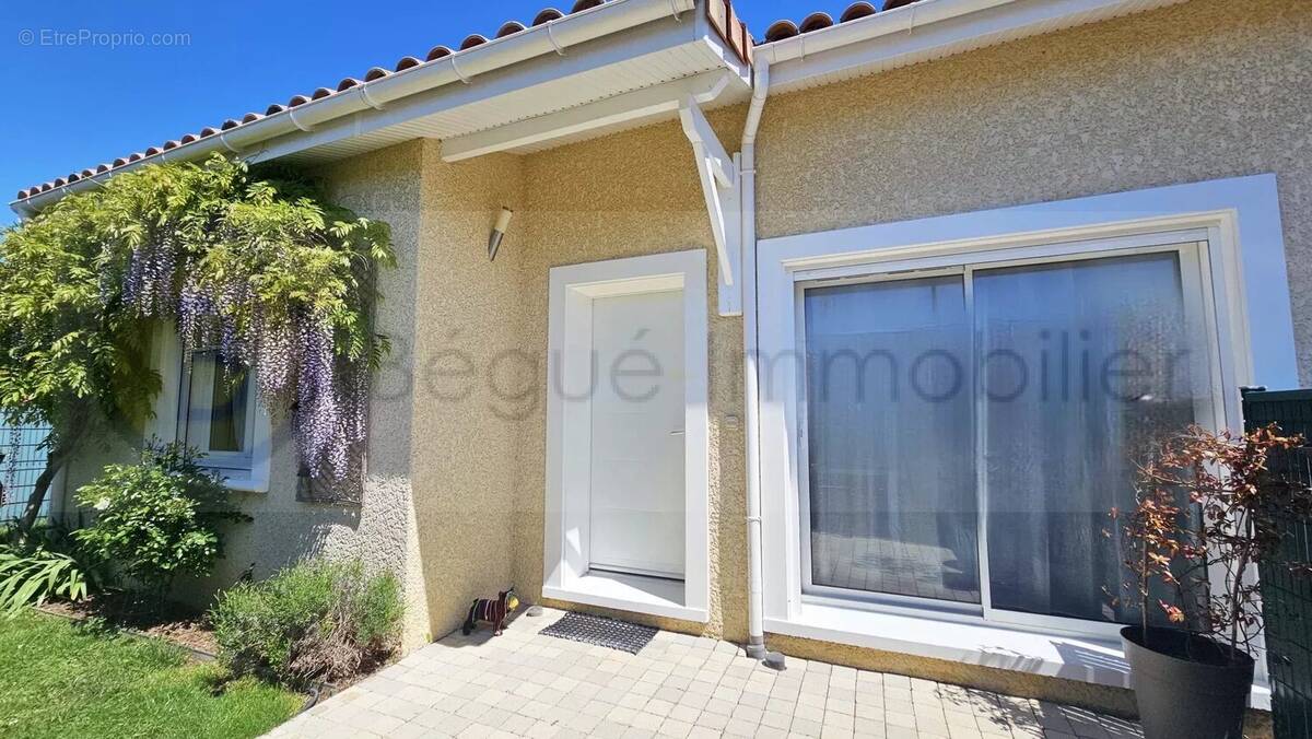 Maison à LEGUEVIN