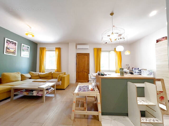 Appartement à HYERES