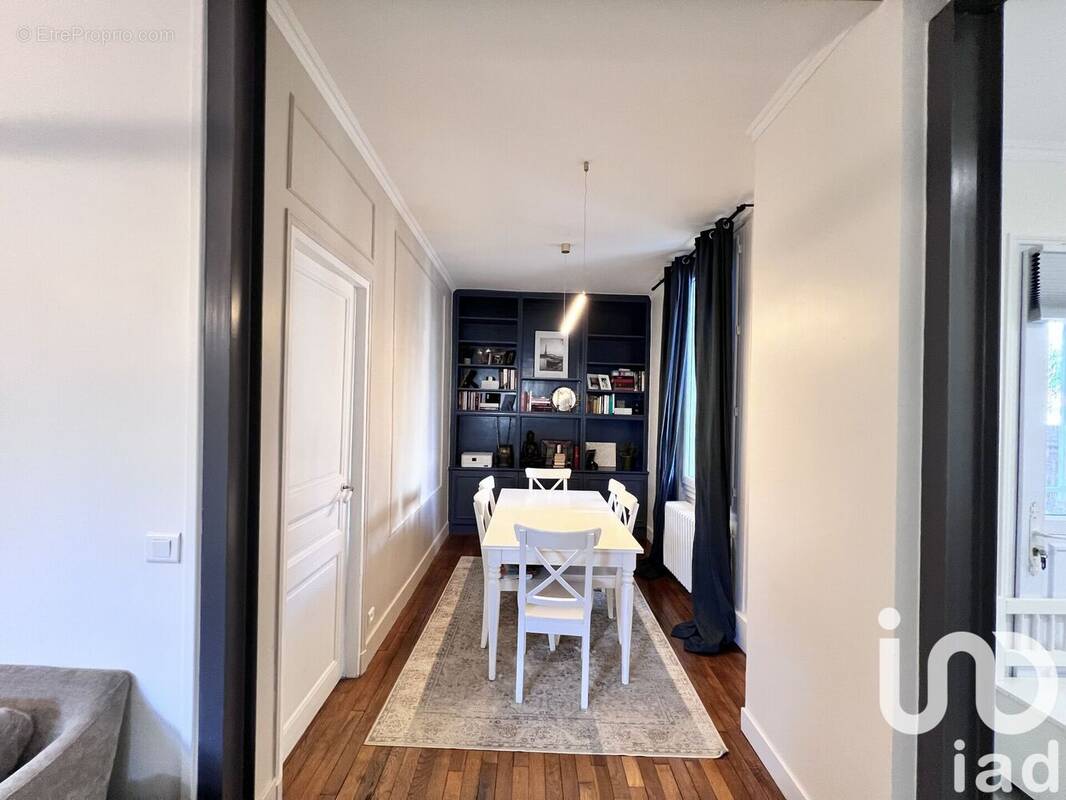 Photo 1 - Maison à NANTERRE