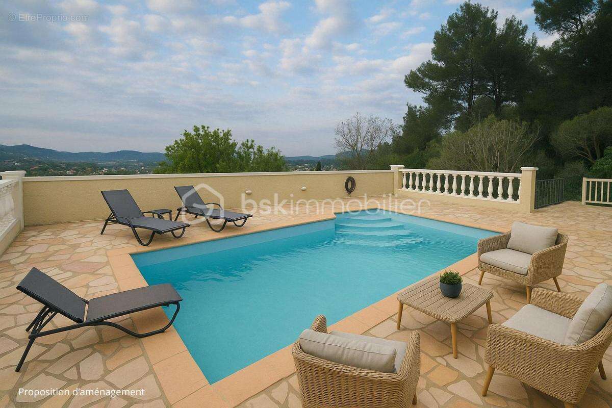 Maison à HYERES