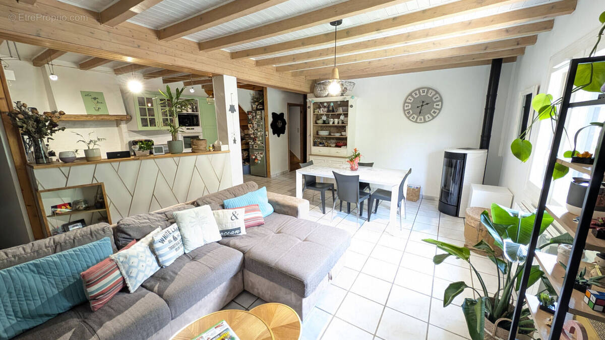 Appartement à DORTAN