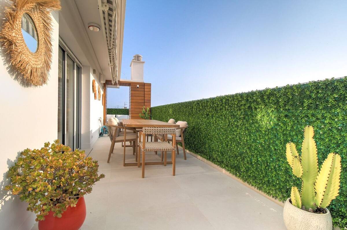 Appartement à NICE