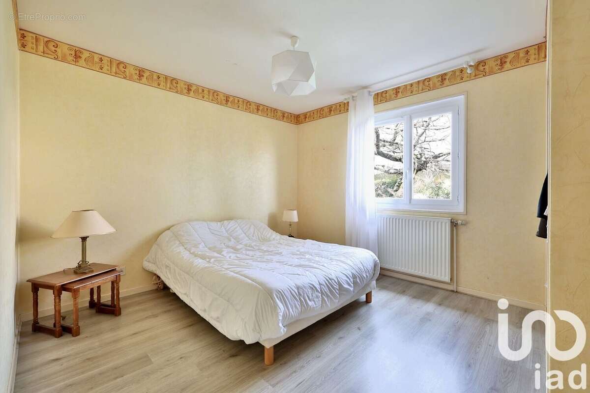 Photo 7 - Maison à GREZIEU-LA-VARENNE