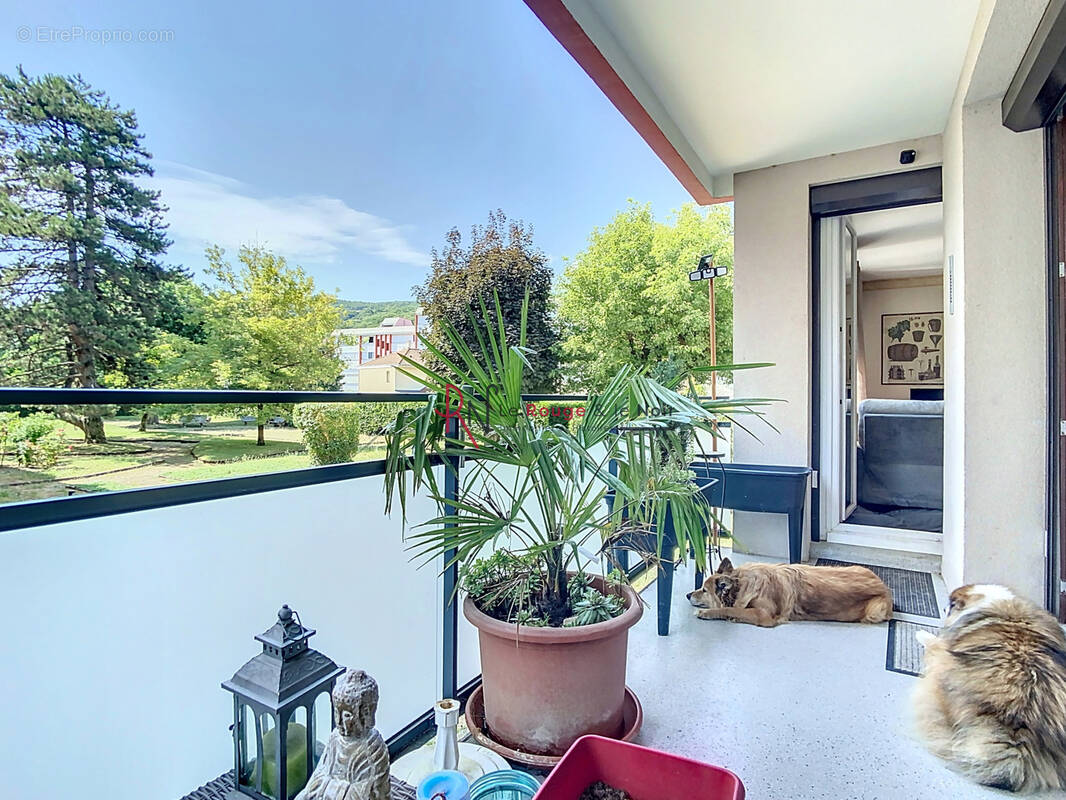 Appartement à FONTAINE